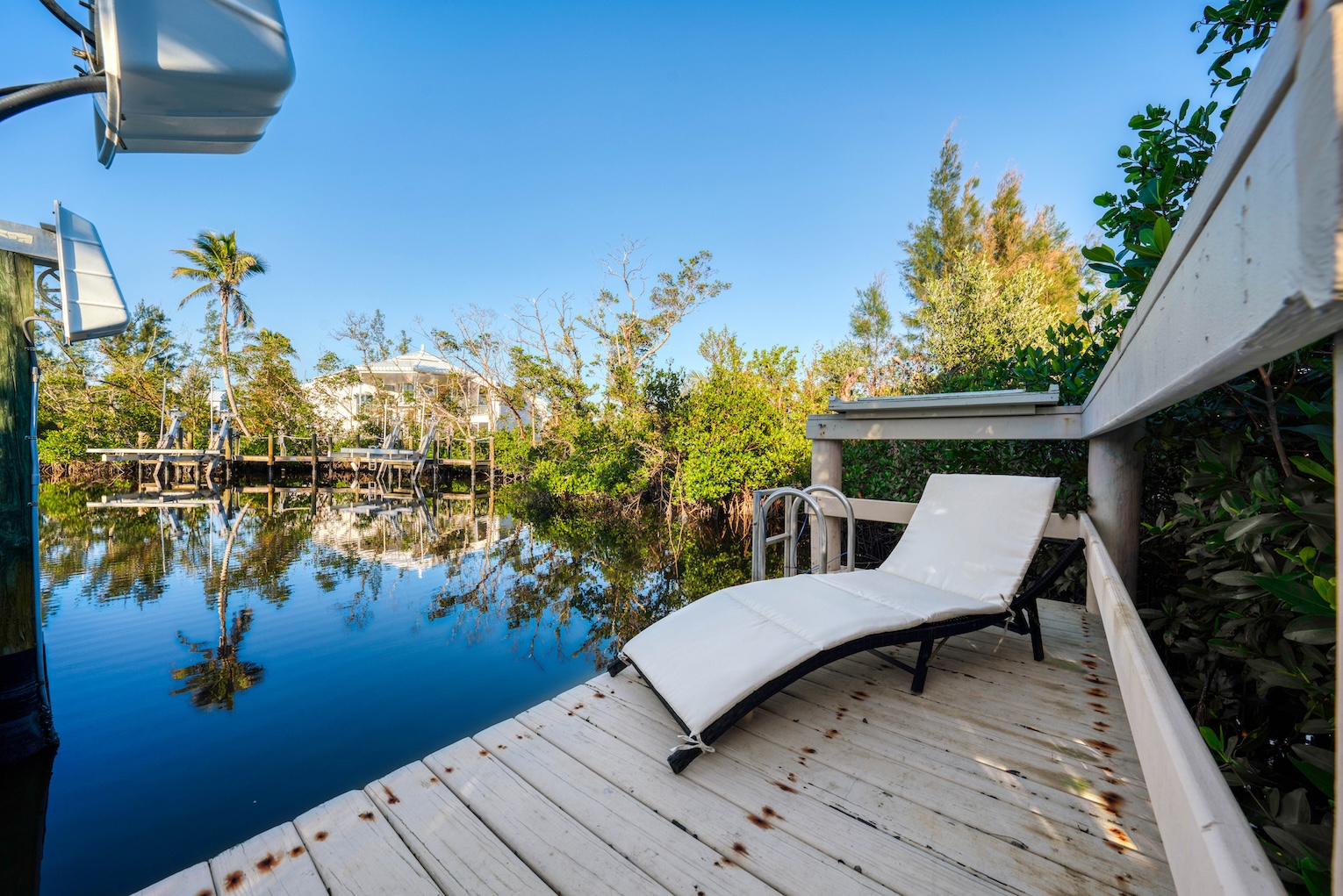 Dockside Dream — photo 21